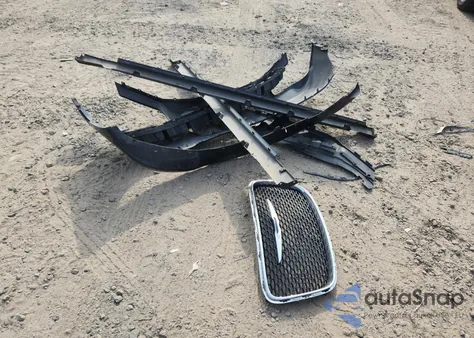 2016 Chrysler 300 Limited z USA, uszkodzony, nr VIN 2C3CCAAG3GH269206